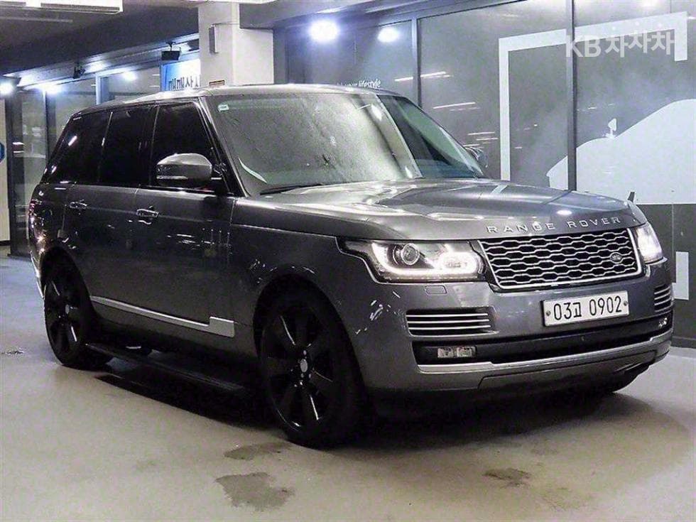 Land Rover New Range Rover 4.4 SDV8 보그 SE 405(13~) - Image 1