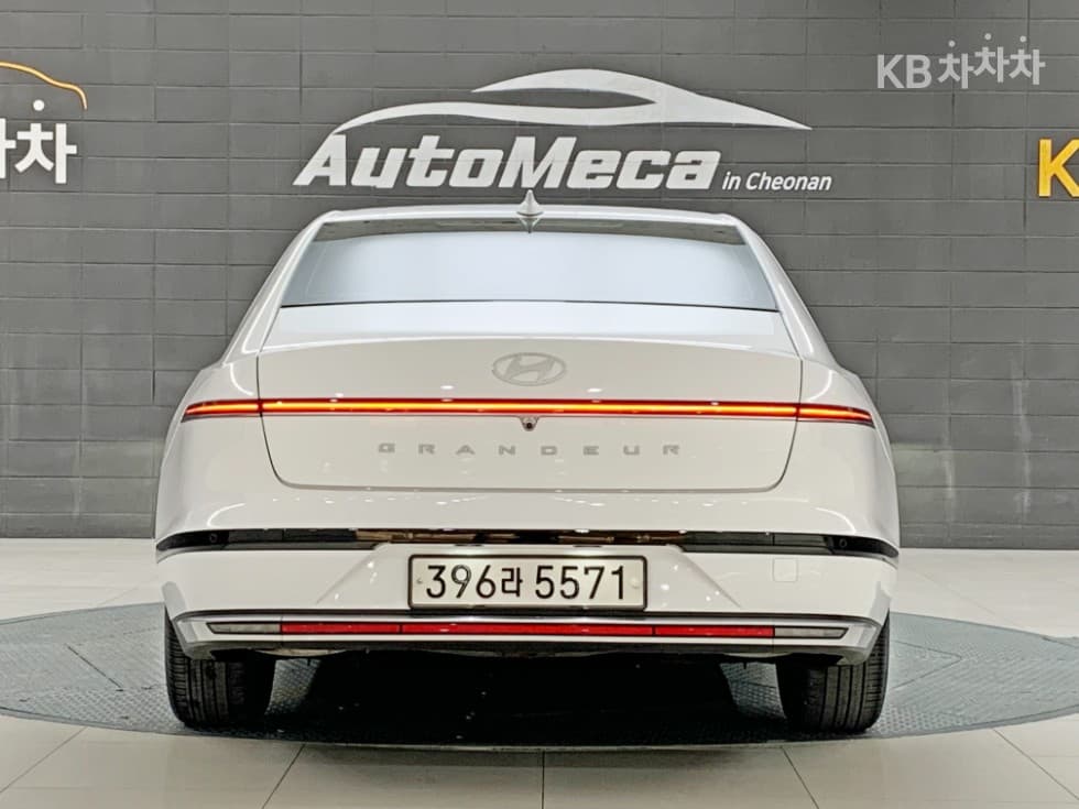 Хюндай Ди Всеново Grandeur (Azera)2.5L бензин 2WD Premium - 4