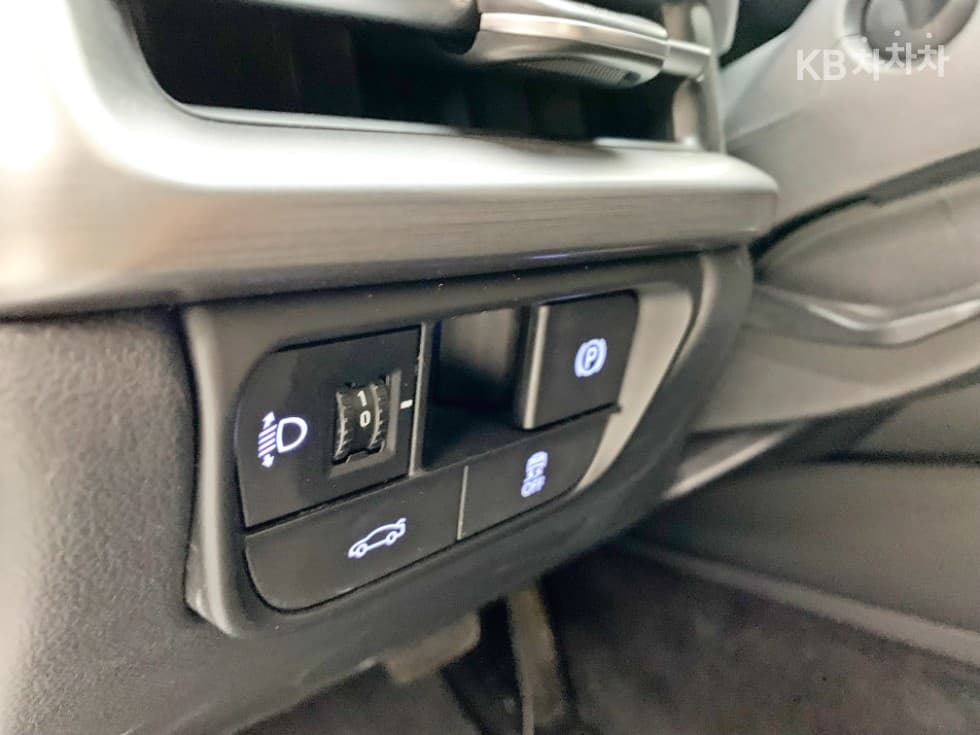 Хюндай Ди Всеново Grandeur (Azera)2.5L бензин 2WD Premium - 19