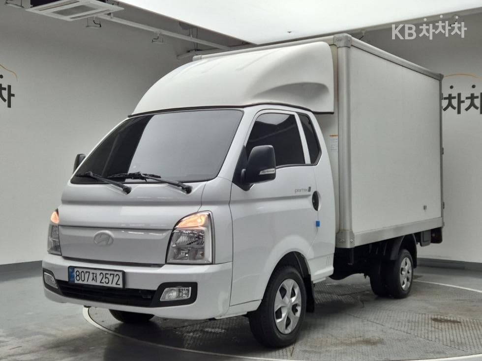 Хюндай Porter 2 LPG Box Truck Удължено междуосие Super Cab Смарт - Image 1