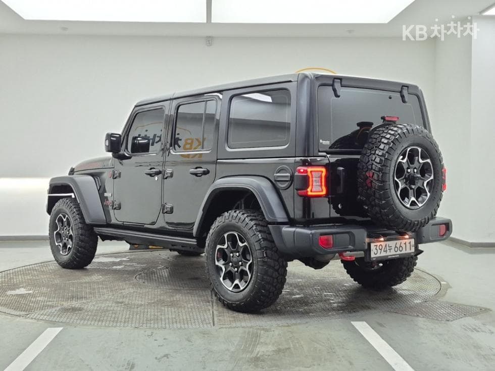 지프 랭글러 (JL)2.0 루비콘 4도어 Recon Edition - 3