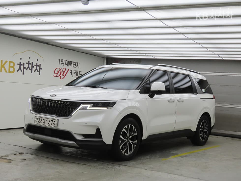 Киа Канивал 4-то поколение D2.2 11-местен Престиж - Image 1