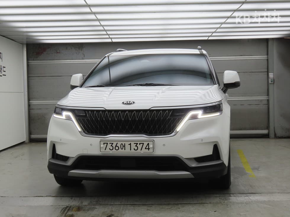 Киа Канивал 4-то поколениеD2.2 11-местен Престиж - 2