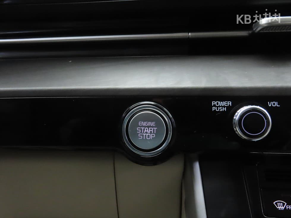 Киа Канивал 4-то поколениеD2.2 11-местен Престиж - 14