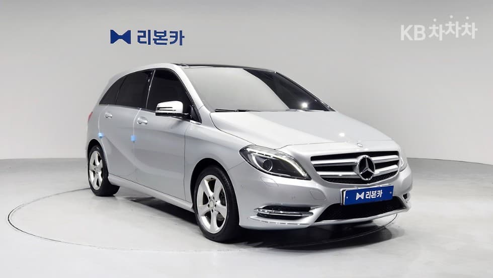 Mercedes-Benz B클래스 W246B200 CDI 블루이피션시 스포츠팩 - 8