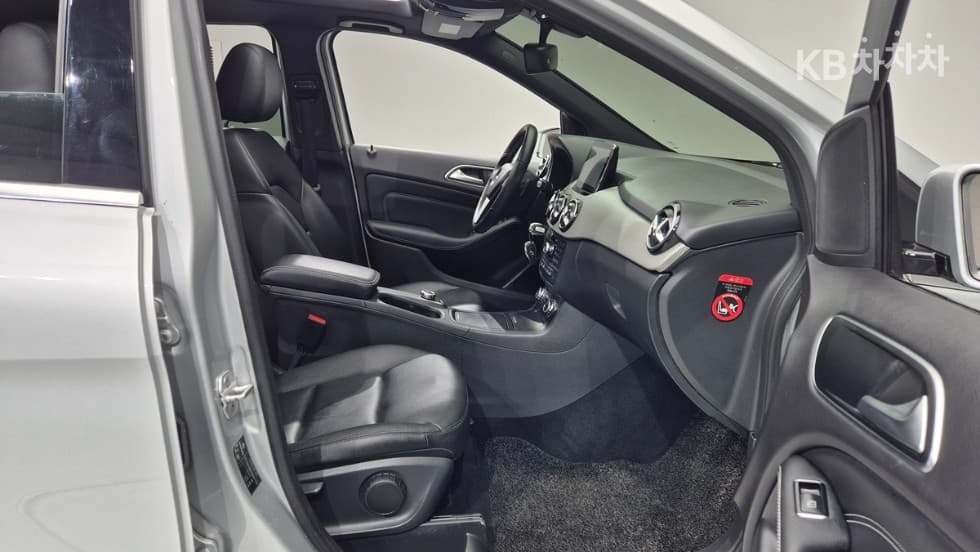 Mercedes-Benz B클래스 W246B200 CDI 블루이피션시 스포츠팩 - 10