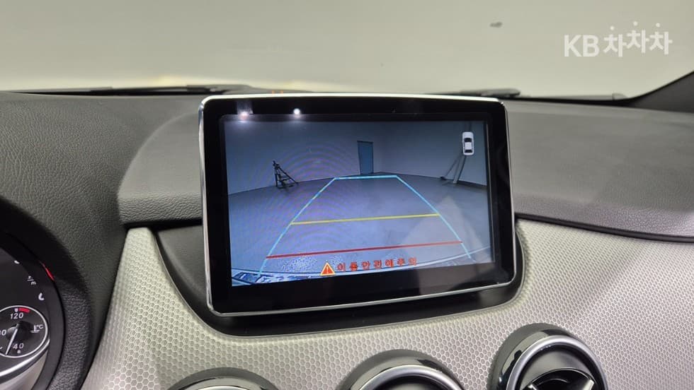 Mercedes-Benz B클래스 W246B200 CDI 블루이피션시 스포츠팩 - 15