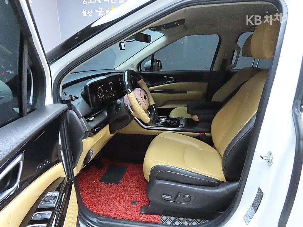 Киа Канивал 4-то поколениеD2.2 9-местен Signature - 10