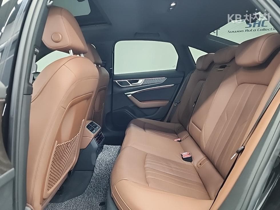 Ауди A6(C8)45 TFSI Premium - 12