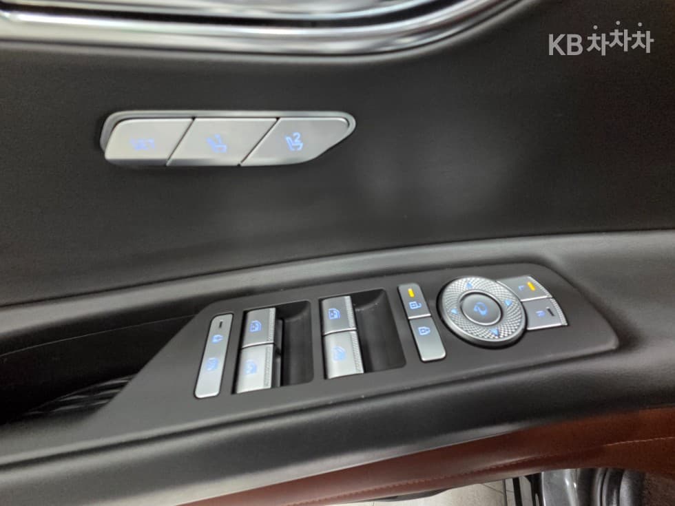 Дженезис GV802.5 Турбо Бензин AWD - 10