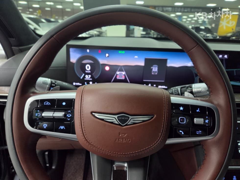 Дженезис GV802.5 Турбо Бензин AWD - 13