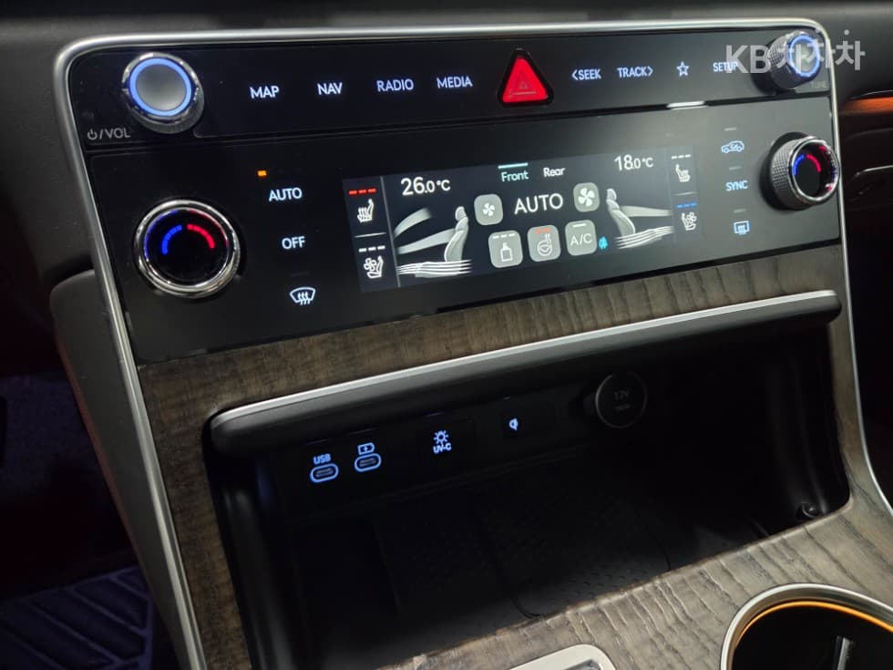 Дженезис GV802.5 Турбо Бензин AWD - 18