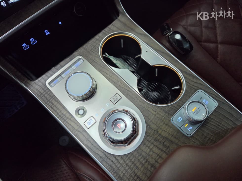 Дженезис GV802.5 Турбо Бензин AWD - 19