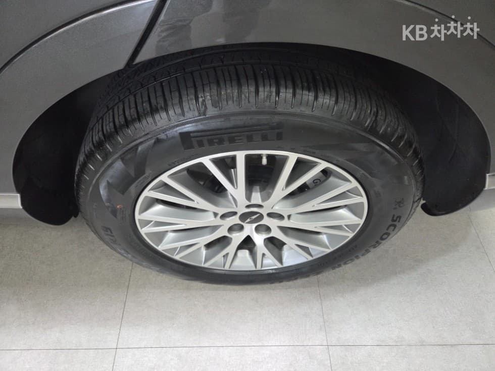 Дженезис GV802.5 Турбо Бензин AWD - 28