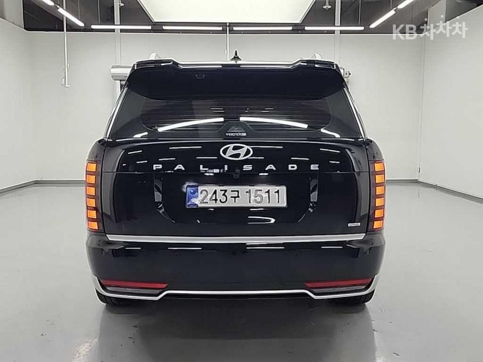 Хюндай Ди Всеново Palisade2.5L бензин Турбо 4x4 9-местен Calligraphy - 4