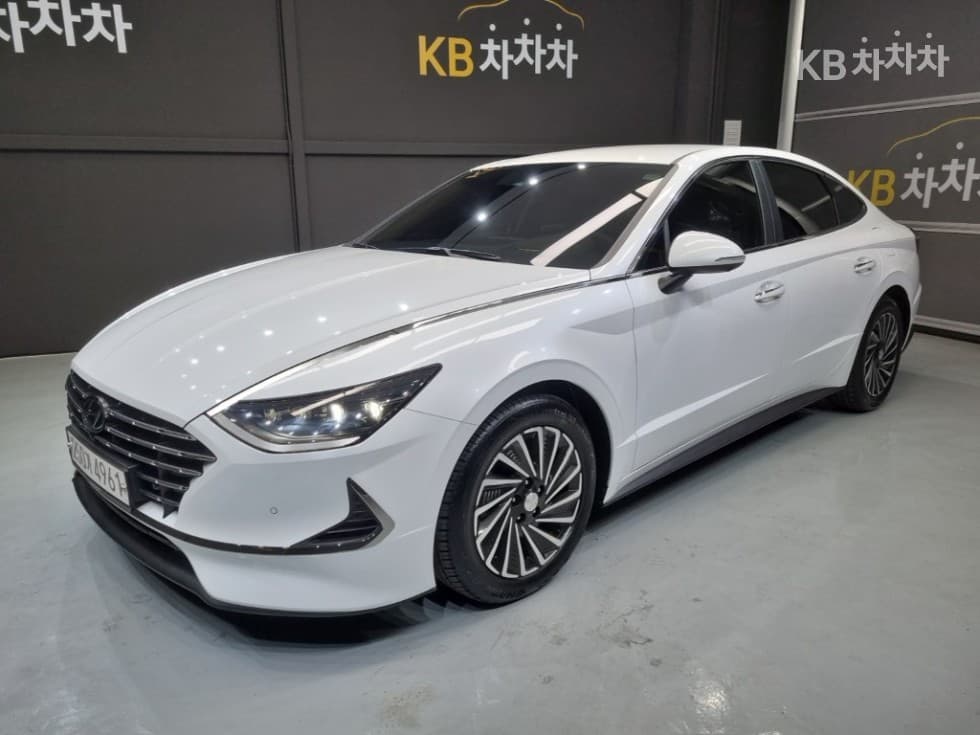 Hyundai Sonata Hybrid (DN8) 2.0 Hybrid Inspiration - Image 1