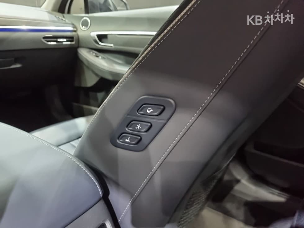 Hyundai Sonata Hybrid (DN8)2.0 Hybrid Inspiration - 19