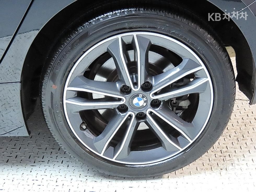 BMW 1시리즈 (F40)120i Sport - 20