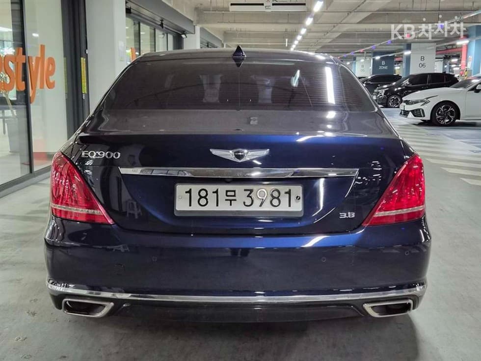 Genesis EQ9003.8 GDI Luxury - 5