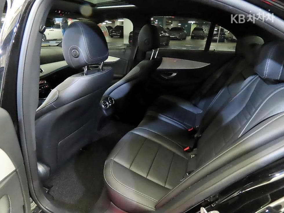 Mercedes-Benz E-Class (W213)E250 Avantgarde - 7