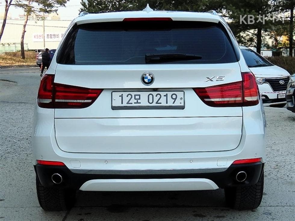 BMW X5 (F15)xDrive 30d Стандартен - 4