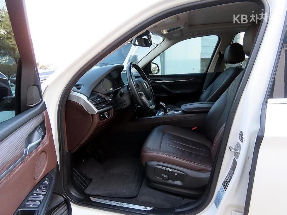 BMW X5 (F15)xDrive 30d Стандартен - 5