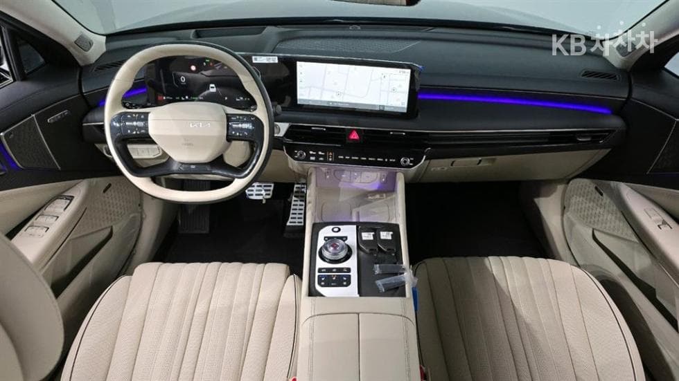 Kia The New (facelift) K8 Hybrid1.6 Turbo HEV 시그니쳐 - 7