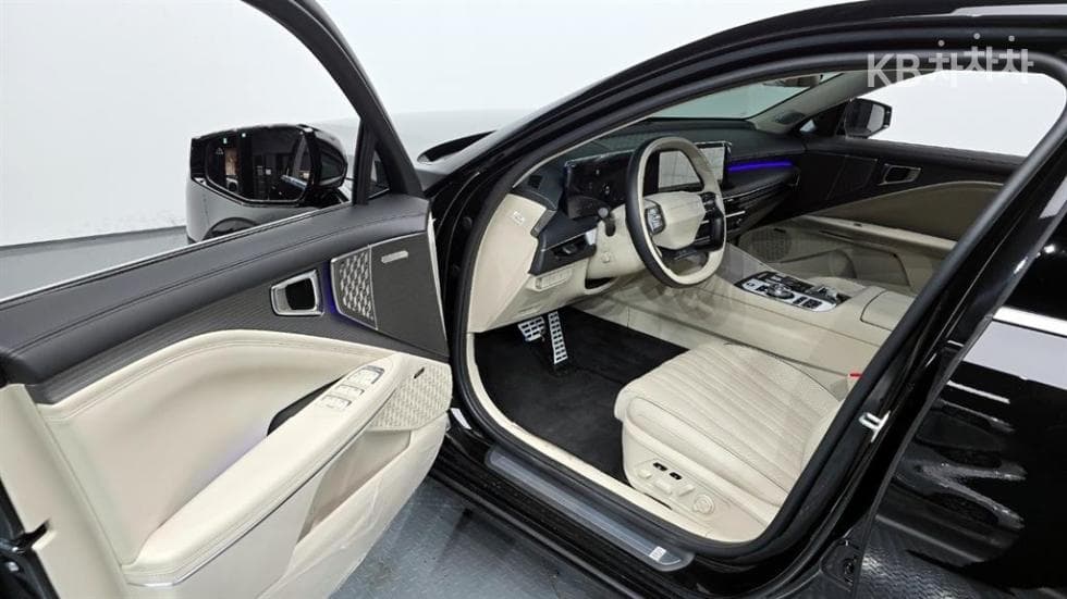 Kia The New (facelift) K8 Hybrid1.6 Turbo HEV 시그니쳐 - 10