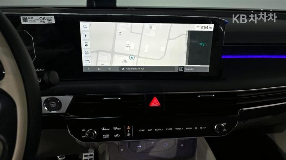 Kia The New (facelift) K8 Hybrid1.6 Turbo HEV 시그니쳐 - 16