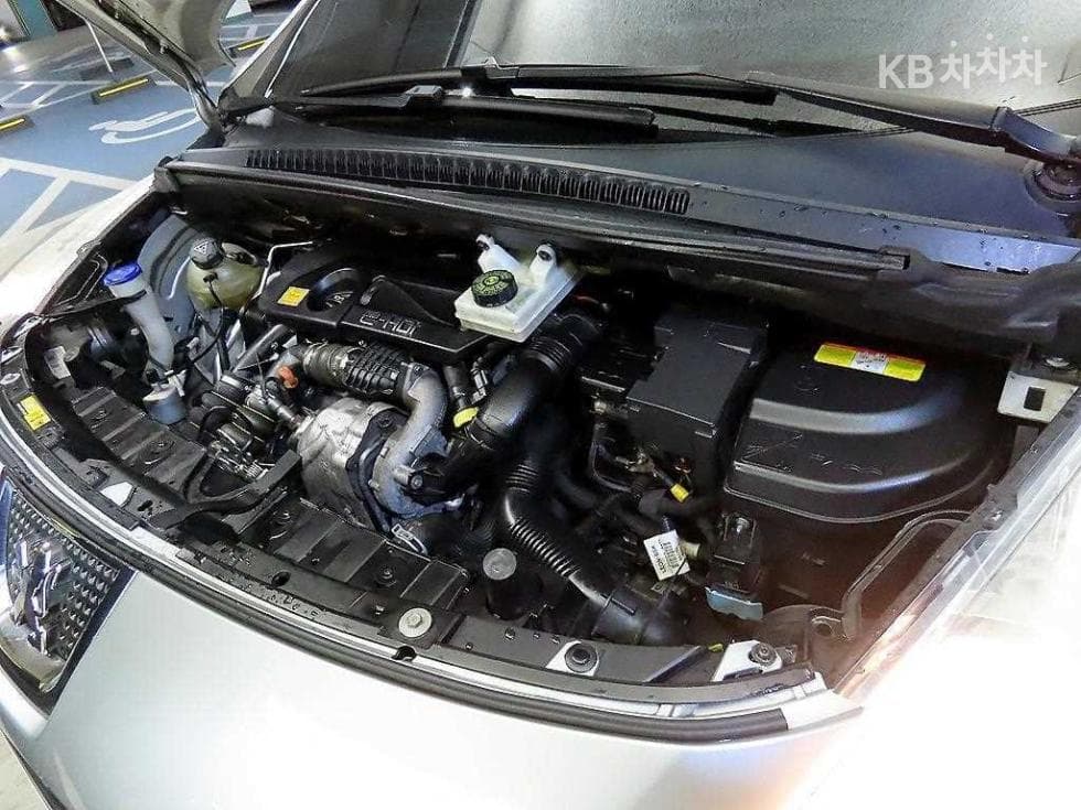 Peugeot 3008 1st Generation1.6 HDi MCP - 19