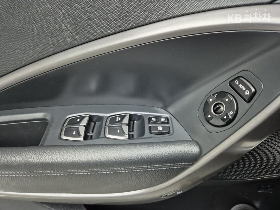 Hyundai 맥스CruzeDiesel(e-VGT)2.2 2WD Exclusive 7-seater (Limousine) Standard - 17