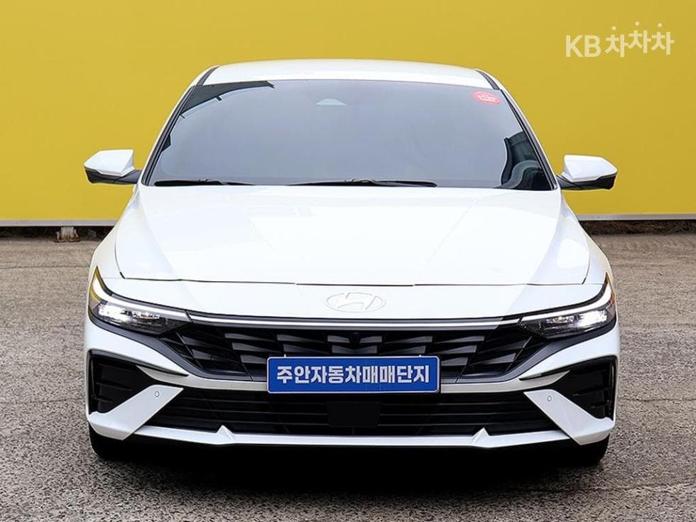 Hyundai The New (facelift) Avante (Elantra) (CN7)1.6 Gasoline Inspiration