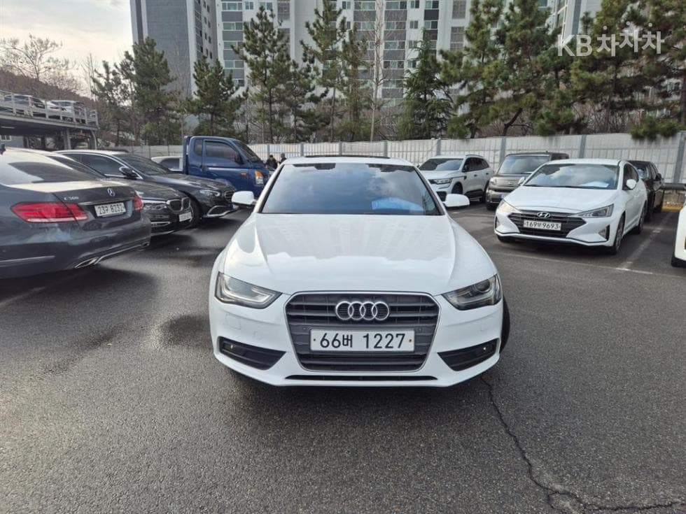 Ауди NEW A4 2.0 Турбо Дизел Инжекция Динамик(13년~) - Image 1