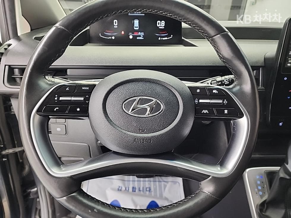 Хюндай Staria Cargo2.2 Cargo 5 Modern - 9