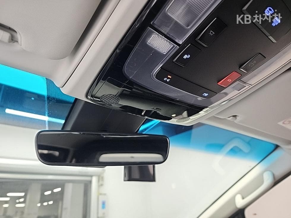 Хюндай Staria Cargo2.2 Cargo 5 Modern - 17