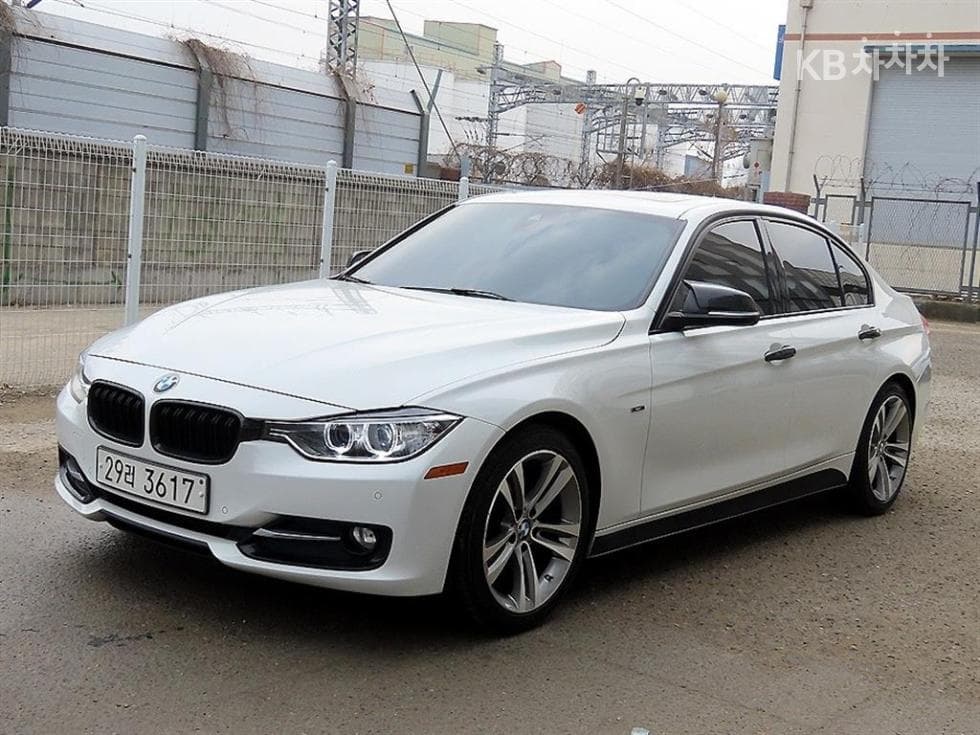 BMW New3 Series 320d F30(12~) - Image 1