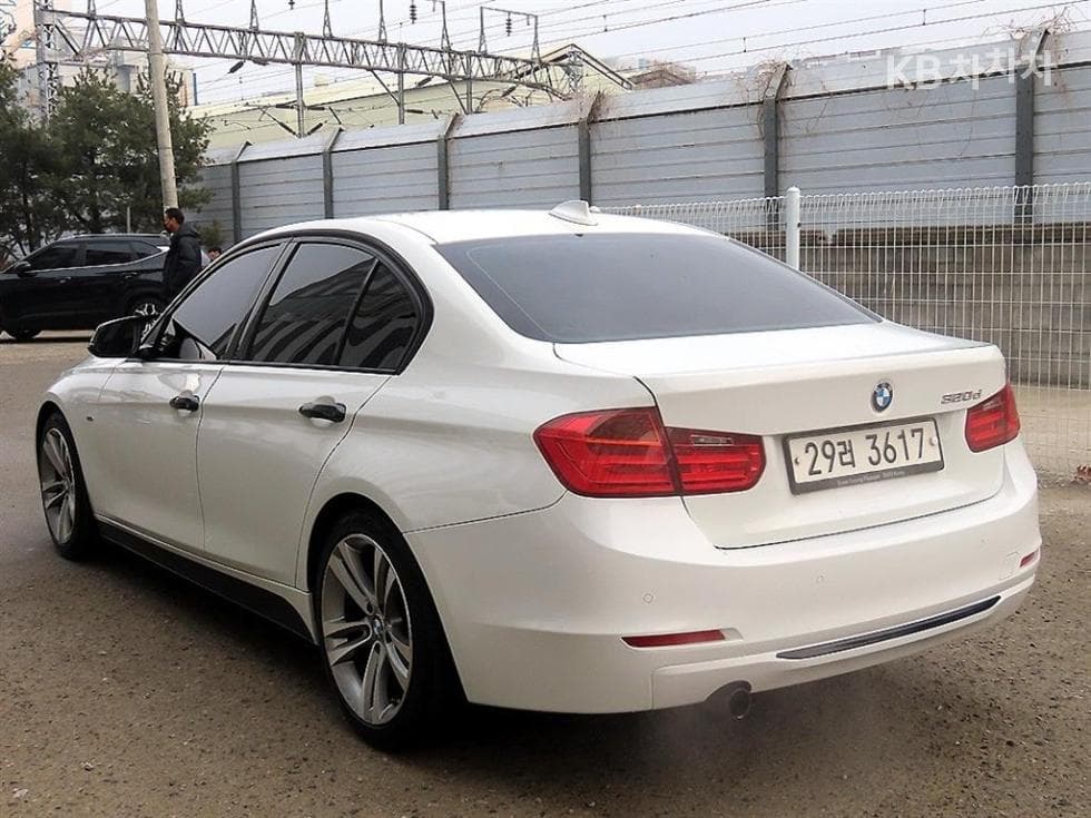 BMW New3 Series320d F30 - 3