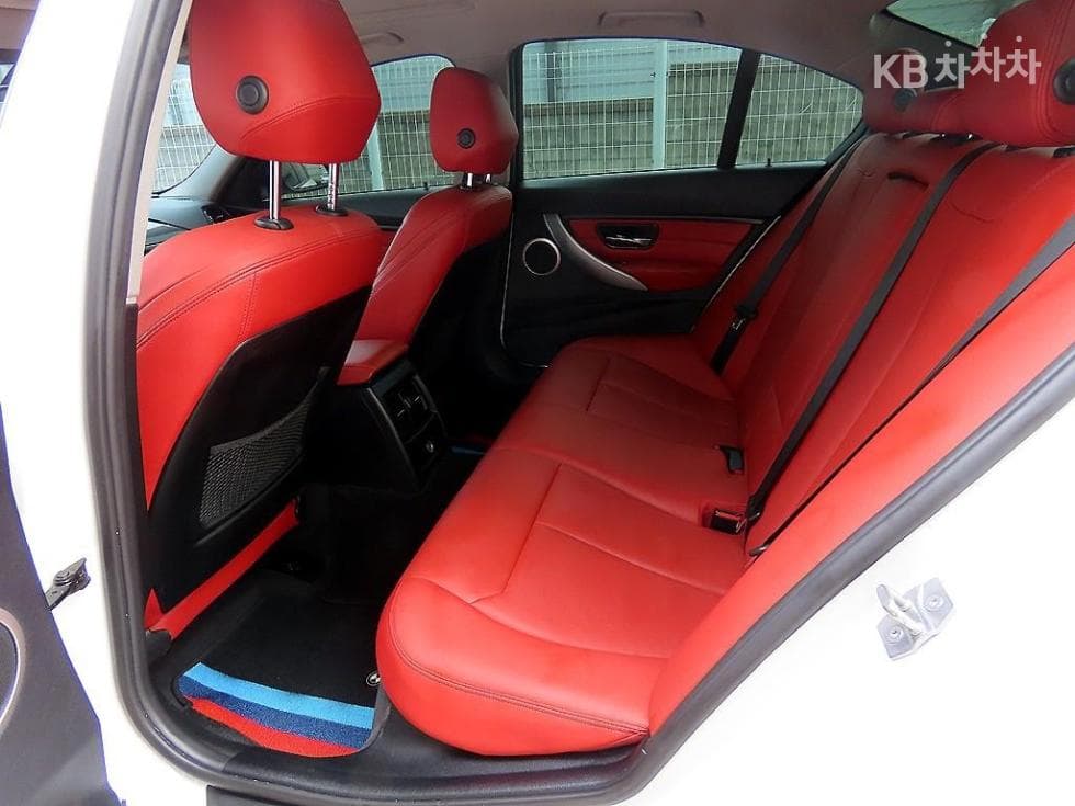BMW New3 Series320d F30 - 6