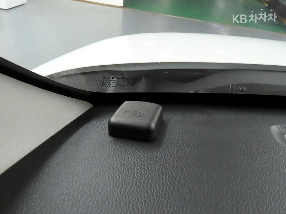 Киа The New (фейслифт) Рей (ван) Ван1.0 Бензин Ван 2-местен Престиж - 13