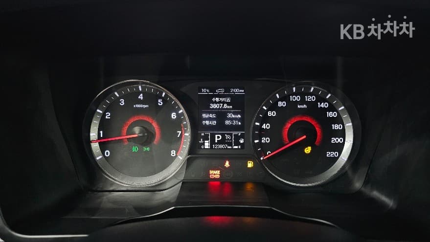 KG Mobility Very New (facelift/refresh; particularly for Tivoli) TivoliGasoline V5 2WD Standard - 8