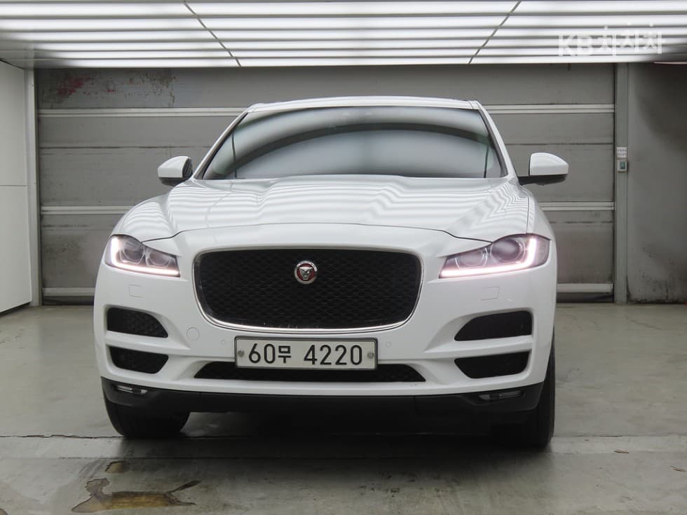 Jaguar F-PACE20d PRESTIGE - 2