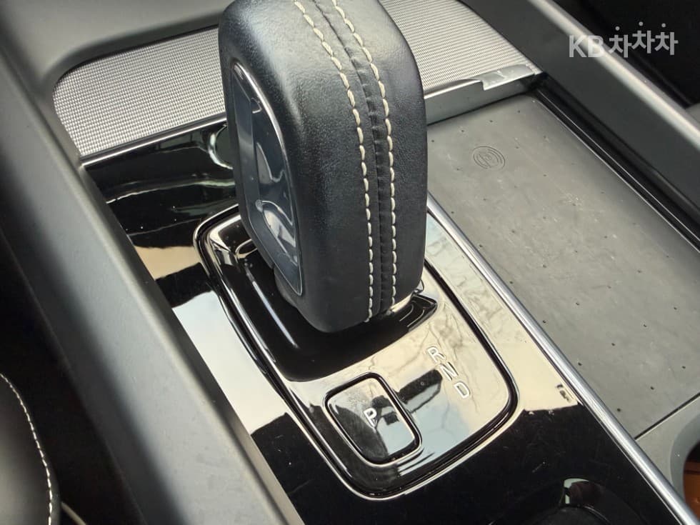Volvo XC60 Второ поколениеT8 R-Design - 30