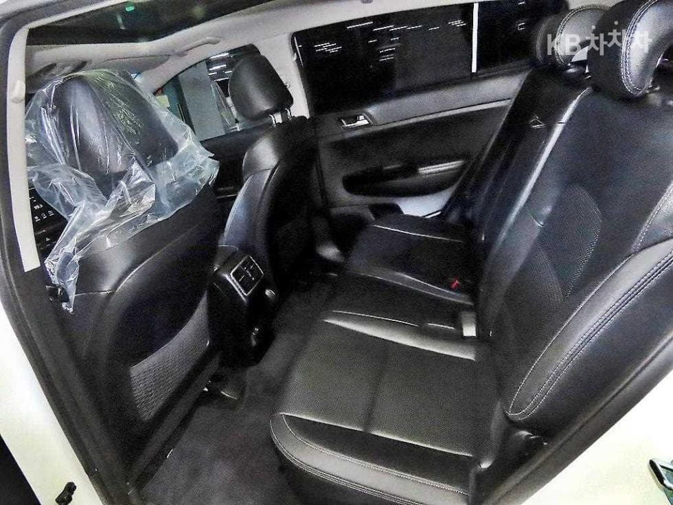 Kia Sportage 4th generationDiesel 2.0 2WD Noblesse Plus - 7