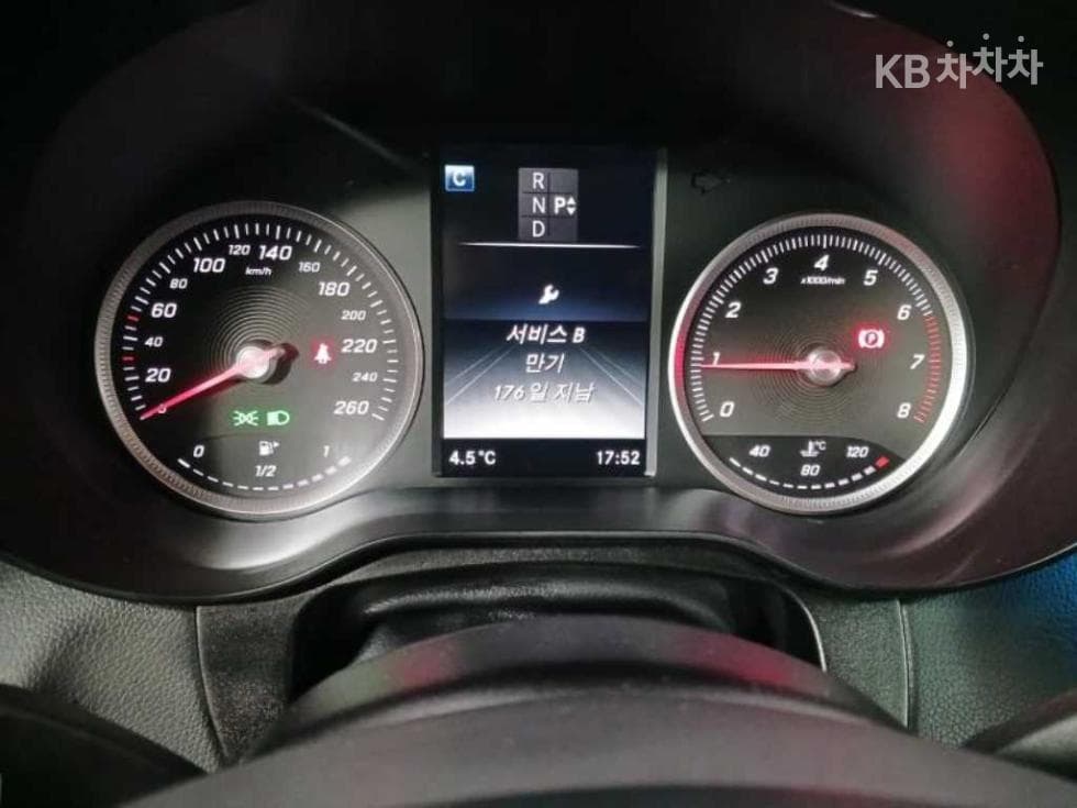 Mercedes-Benz GLC(X253)300 4Matic Standard - 8