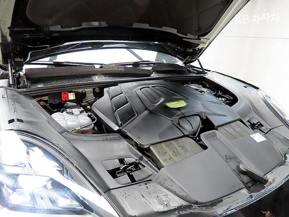 Porsche Cayenne(9Y0)3.0 Standard - 18