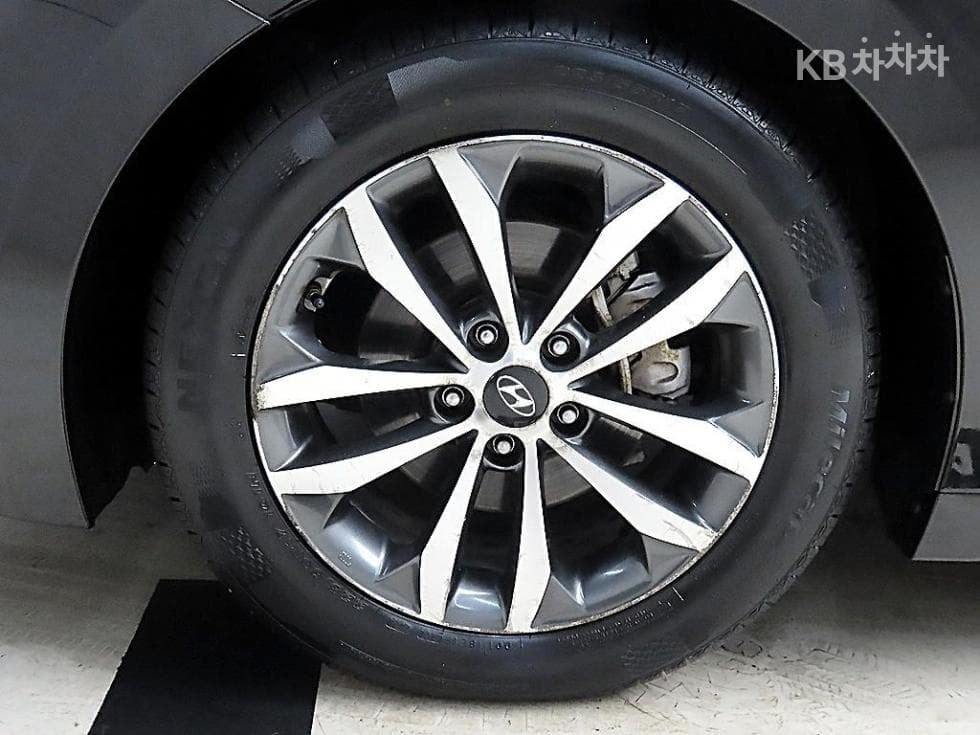 Хюндай Grandeur (Azera)HGHG240 Лукс - 20