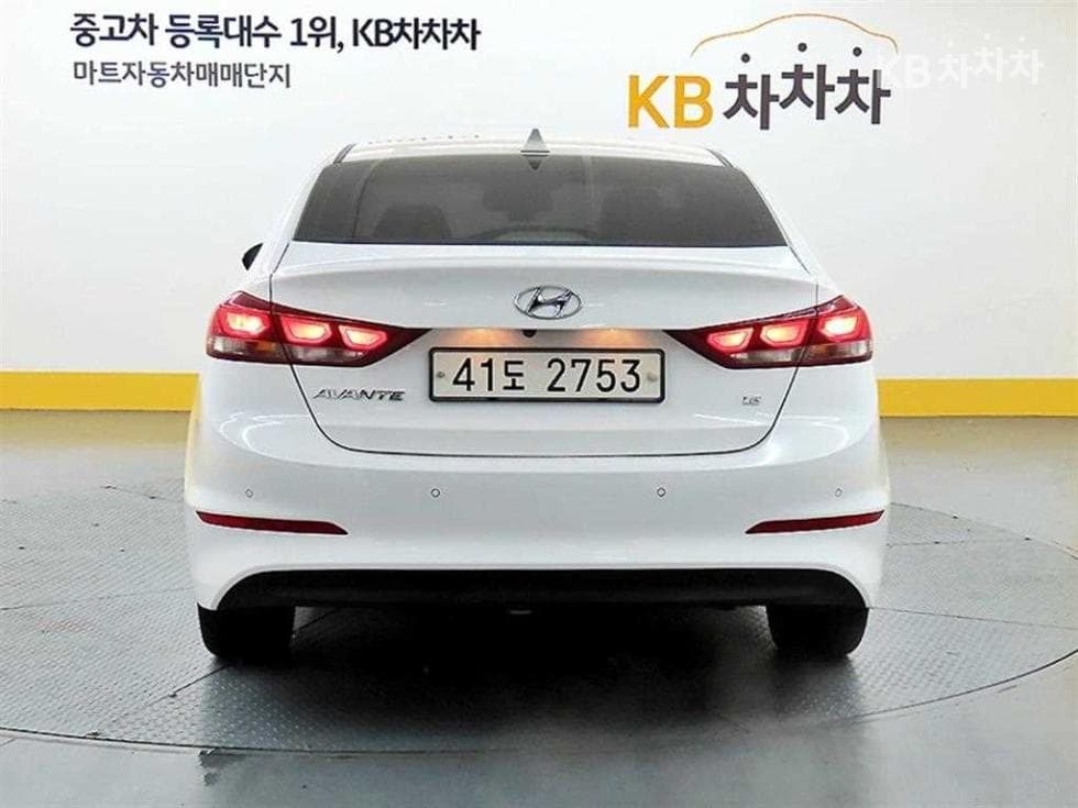Хюндай Avante (Elantra)AD1.6 GDi Value Plus - 3