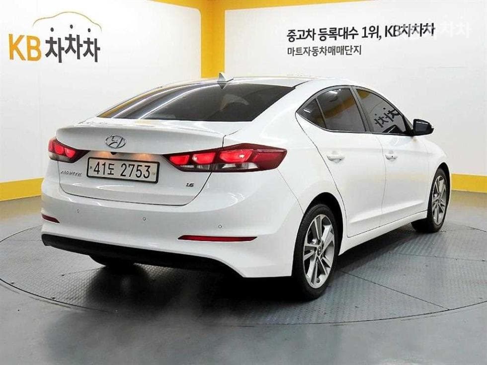 Хюндай Avante (Elantra)AD1.6 GDi Value Plus - 4