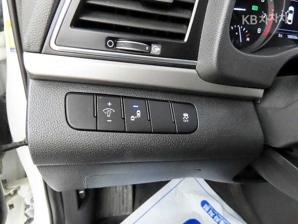 Хюндай Avante (Elantra)AD1.6 GDi Value Plus - 12