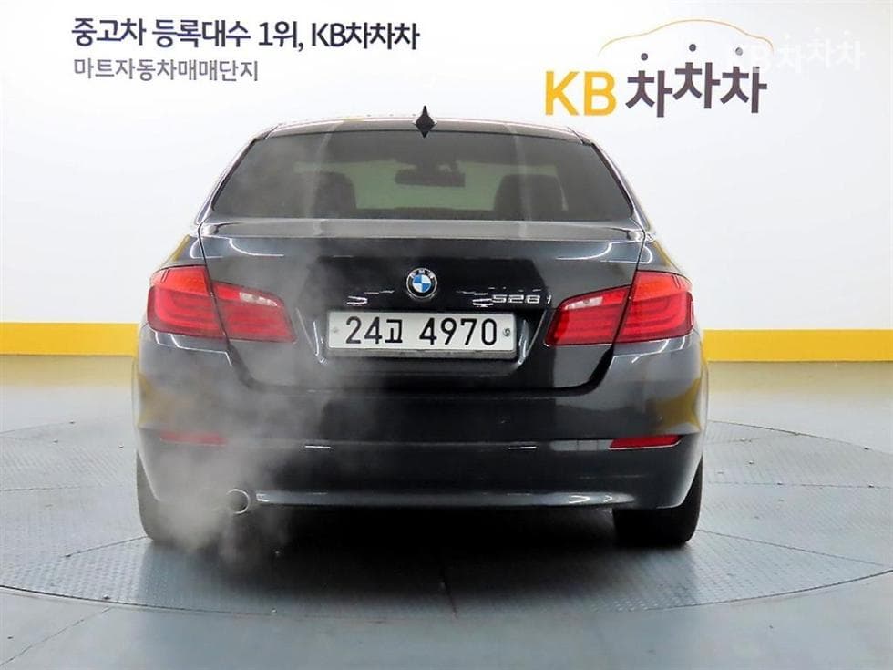 BMW New5 Series528i F10 - 3